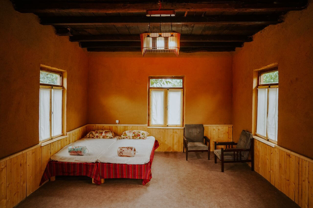 -بوم-گردی-نارنجستان