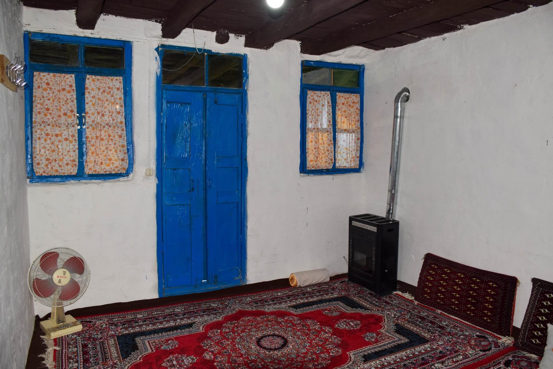 -بومگردی-آرتین-دینور