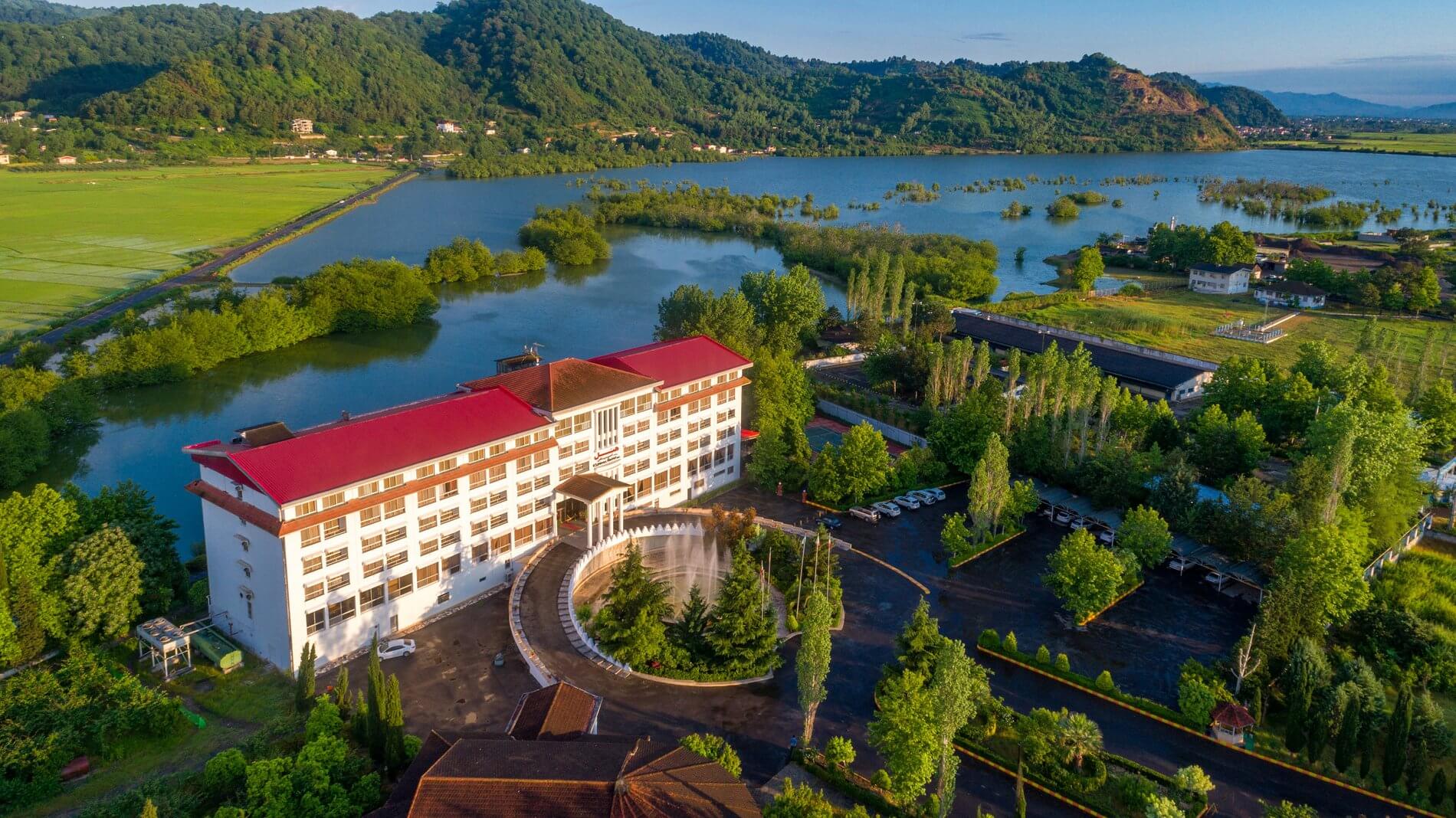 -اسپیناس-آستارا